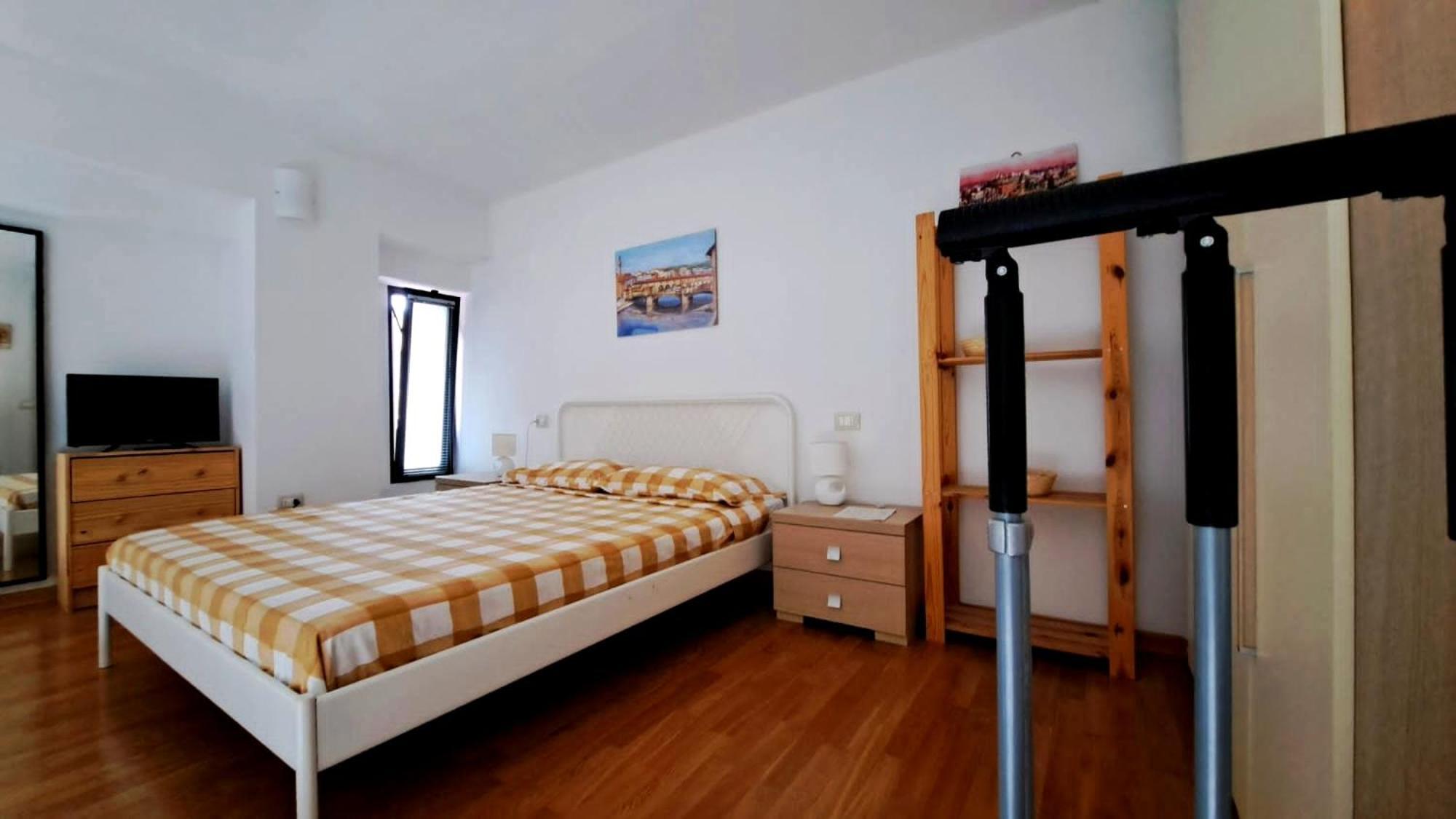 Gemme Fiorentine Apartments In Front Of The Train Station 5 Minutes From The Centre Free Parking Floransa Oda fotoğraf