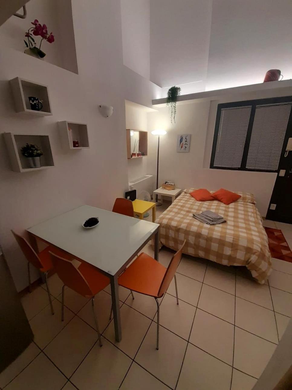 Gemme Fiorentine Apartments In Front Of The Train Station 5 Minutes From The Centre Free Parking Floransa Dış mekan fotoğraf